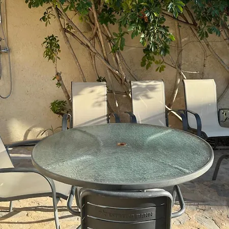 Pareada Con Piscina Privada Villa *